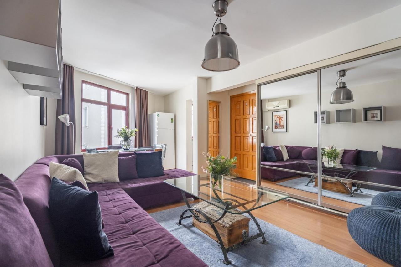 Central Flat With Balcony And Terrace In Sisli Appartement *